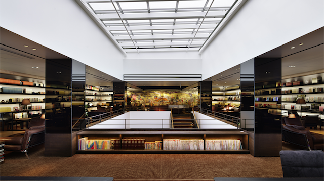 代官山 蔦屋書店